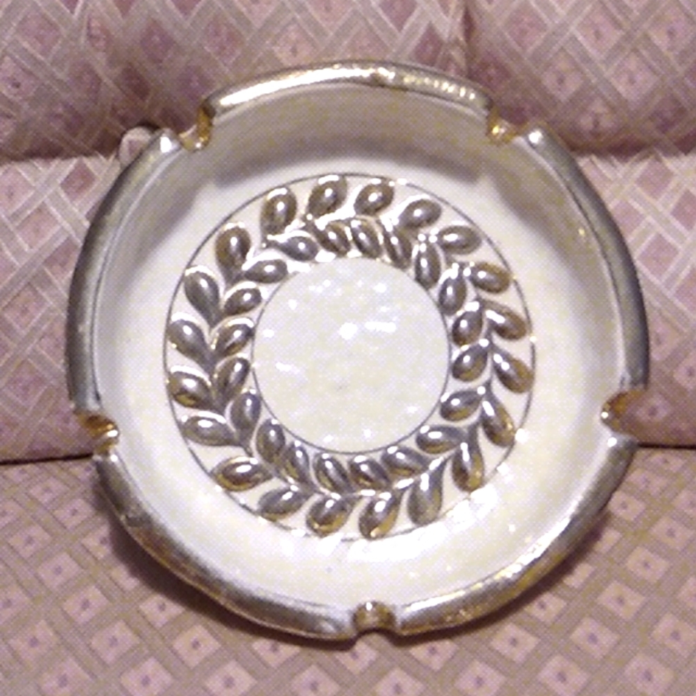 Vee Jackson Ashtray